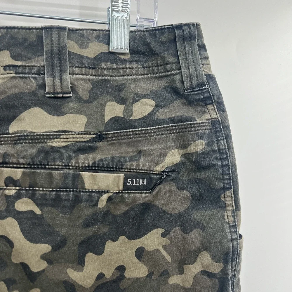 5.11 Aramis 10" Shorts Mens 36 Green Camo Cotton Blend Multi Pocket Utility - Picture 6 of 15